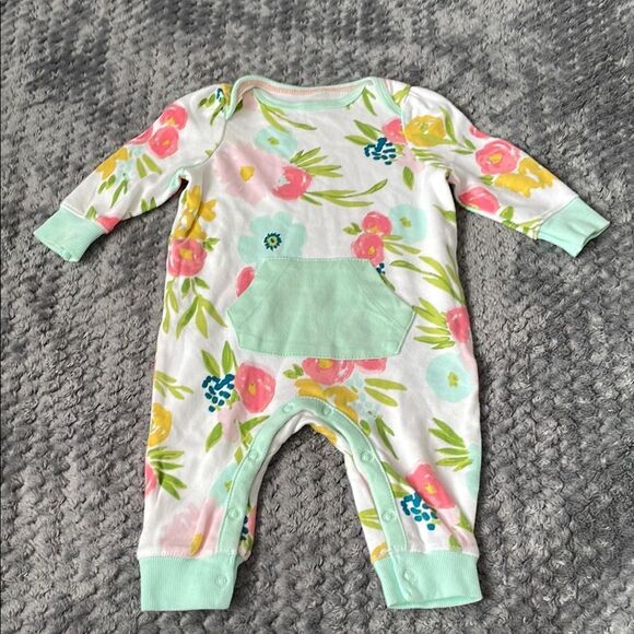 ❤️Carter's Baby Gap Onesie Pajamas Set with Floral and Polka Designs 0-3months - Picture 3 of 10